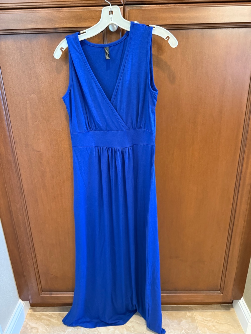 Sleeveless V-Neck Royal Blue Maxi Dress with Waistband